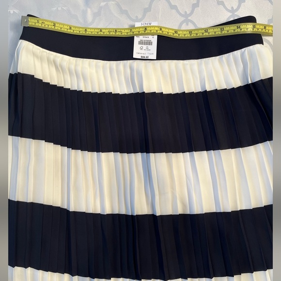 JCREW FULL pleaded skirt size 10, NWT - Picture 2 of 4